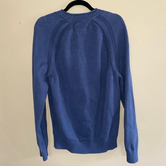 ✨3 for $25✨ Tommy Hilfiger Sweater - Picture 2 of 4